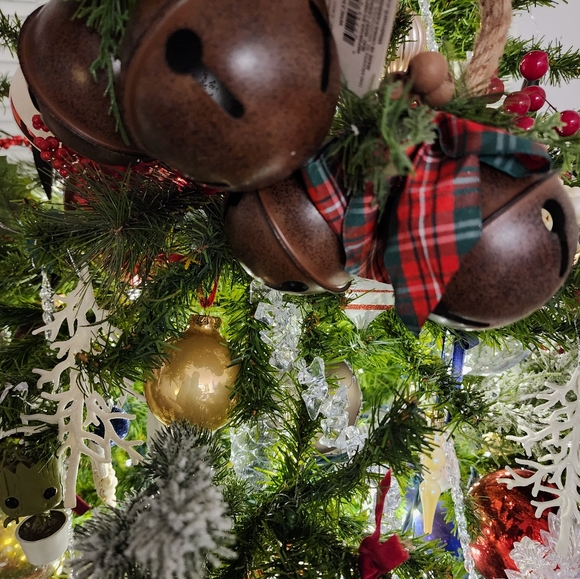 Working rustic bronze Christmas bells - Picture 3 of 4